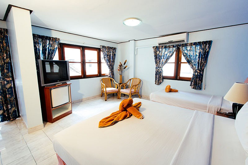 Deluxe Triple Room