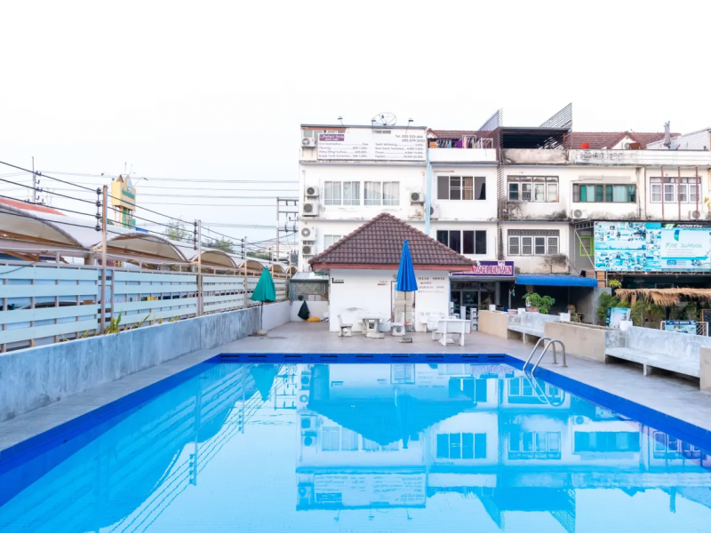 Outdoor Swimming Pool