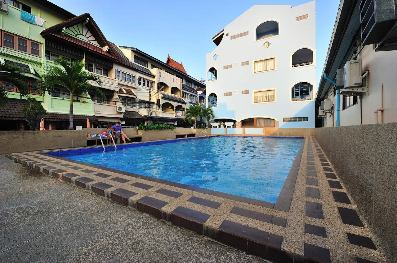 Outdoor Swimming Pool